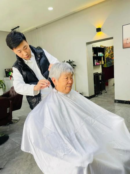 正月剪头发(跟理发有关联吗)