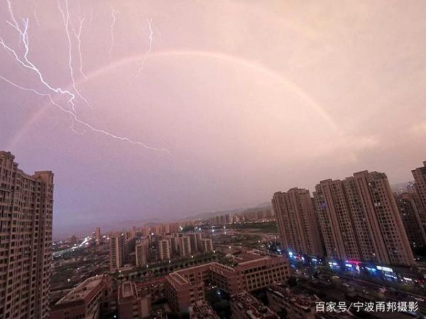 七月七日天气(是晴空万里还是雷雨交加)