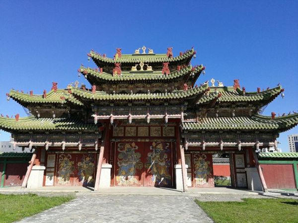 乌兰巴托旅游十大景点(  听说那里有古老的寺庙和博物馆)