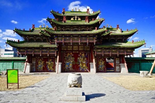 乌兰巴托旅游十大景点(  听说那里有古老的寺庙和博物馆)
