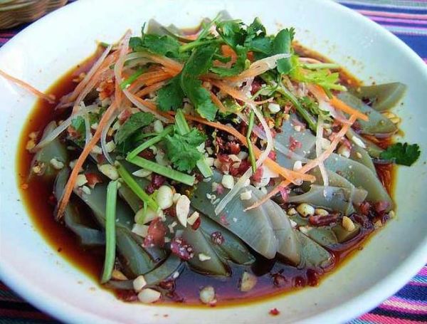 丽江金沙旅游(有哪些值得品尝的特色小吃)