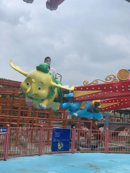 南湖游乐园好玩吗(要排队很久吗)