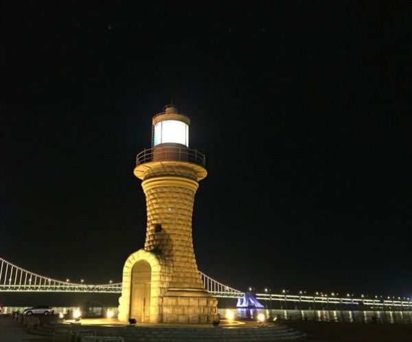 大连星海公园图片(能找到老灯塔吗)