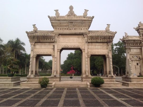 梅溪牌坊(  它是怎样获得皇帝御赐的)