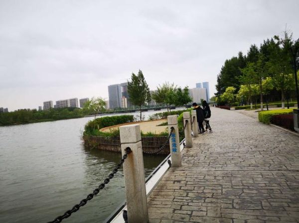 河滨公园(孩子们都喜欢吗)