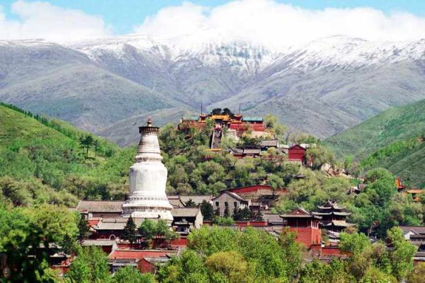 游五台山(还是去感受一下山间清凉)