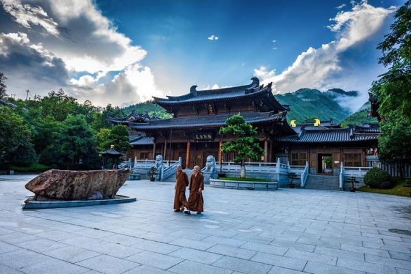 福州万福寺(到底藏着什么秘密)