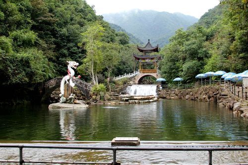 贺州十八水(带你感受自然的宁静与美好)