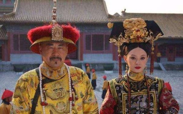 康熙生母(她的命运发生了什么变化)
