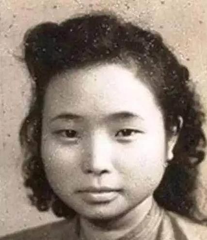 江姐儿子( 他如何传承母亲的遗产)