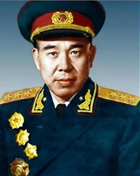 黄永胜简历(这背后隐藏着什么)