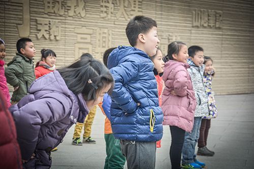 临潼旅游度假区(孩子上学怎么办)