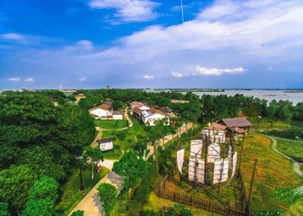 大纵湖旅游度假区(是住酒店好还是露营更舒服)