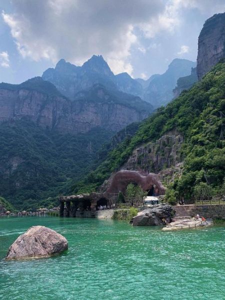 宝泉旅游度假区(到底值不值得去)