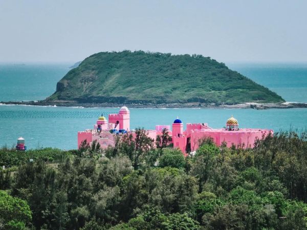 火山岛旅游度假风景区(那里适合什么人去)