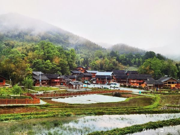 隆回花瑶，风景美如画，去看看吧？  花瑶风情，体验一把，怎么样？
