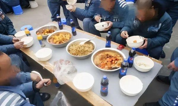 临沂看守所的真实生活(每天都吃什么)