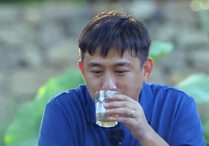 向往的生活喝的是酒吗(为什么黄磊的杯子那么特别)