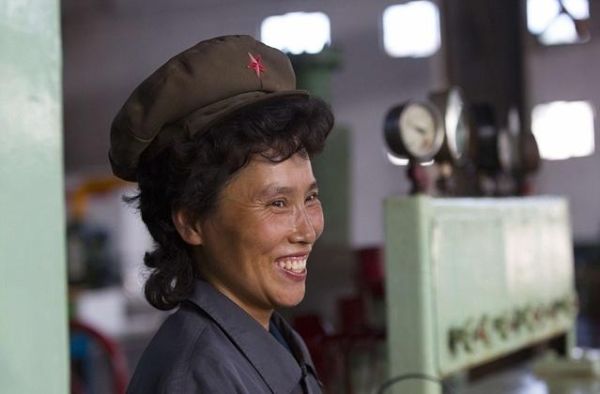 朝鲜百姓生活(他们真的像我们想象的那样幸福吗)